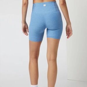 VUORI CLEAN ELEVATION SHORTY - ISLE BLUE HEATHER